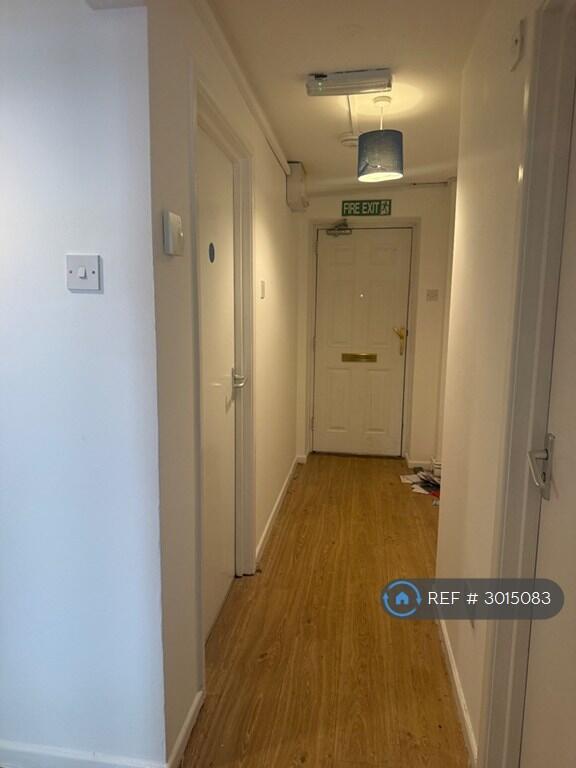 Apartment in Oxford - View 3