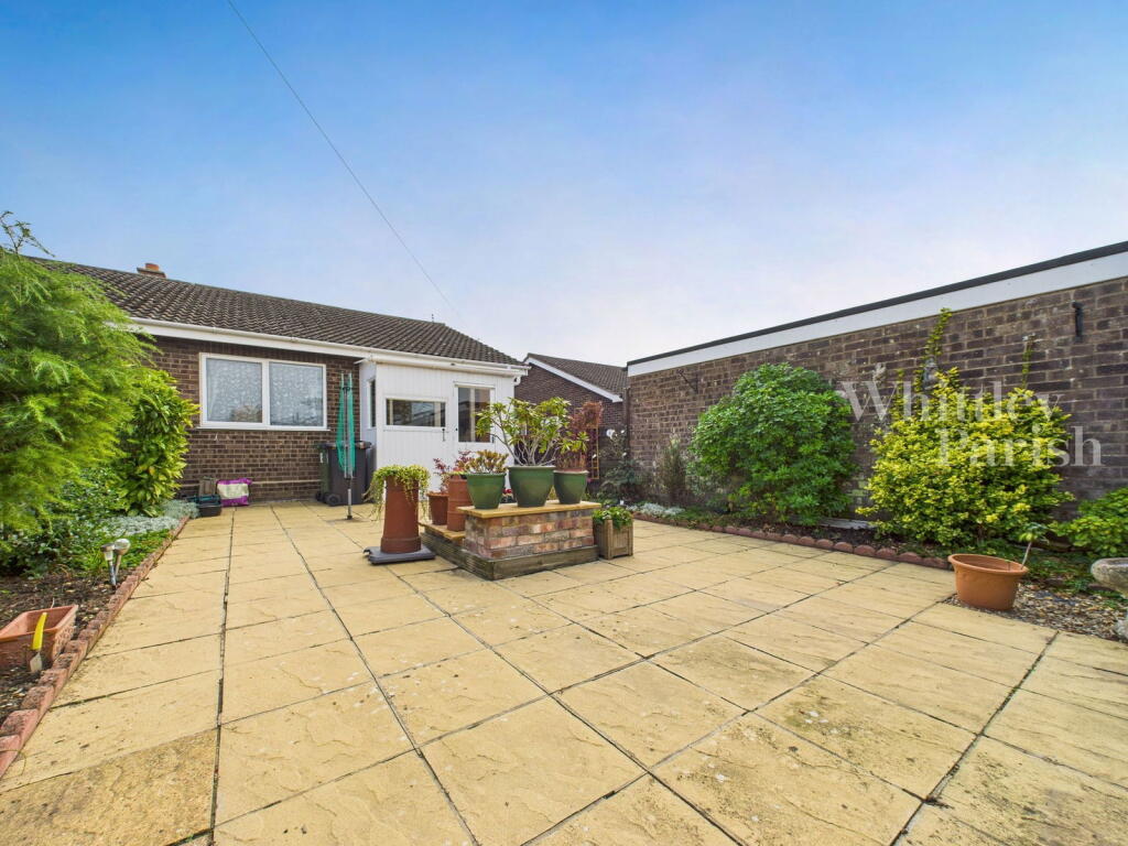 St. Michaels Road, Long Stratton, Norwich, NR15 2PJ photo 3