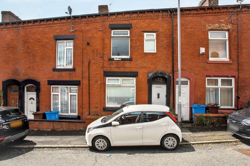 Main image of property: 225 Horsedge Street, Oldham, Lancashire, OL1 3DP