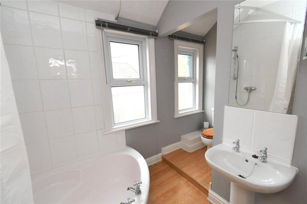 Apartment in Hoylake, Meols - More