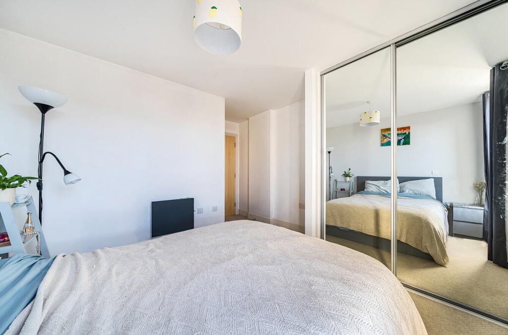 Apartment in Portsmouth - View 5