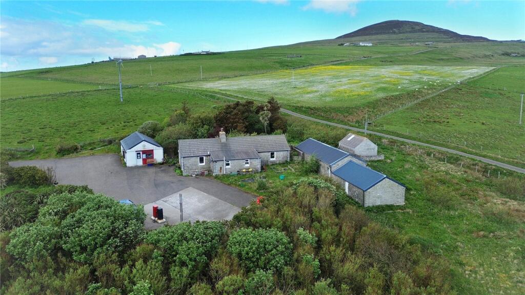 House in Rousay, Orkney Islands - View 2