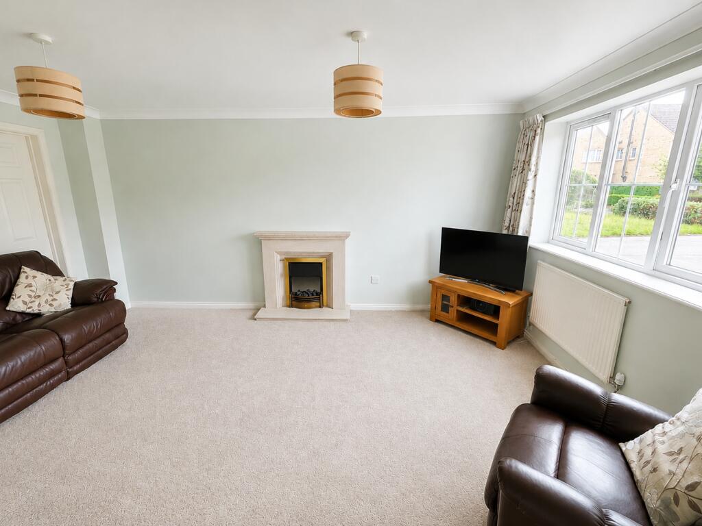 House in Poole, Alder Hills - More