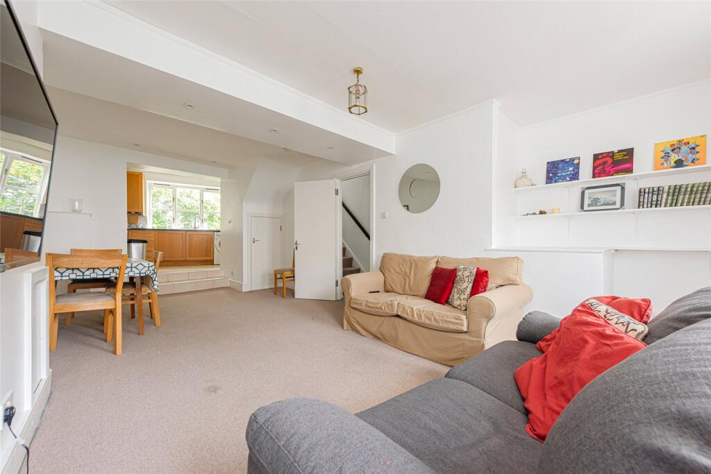 Main image of property: Highgate High Street, Highgate, London, N6