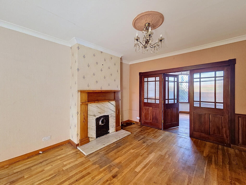 House in Sheffield, Waverley Cottages - View 3