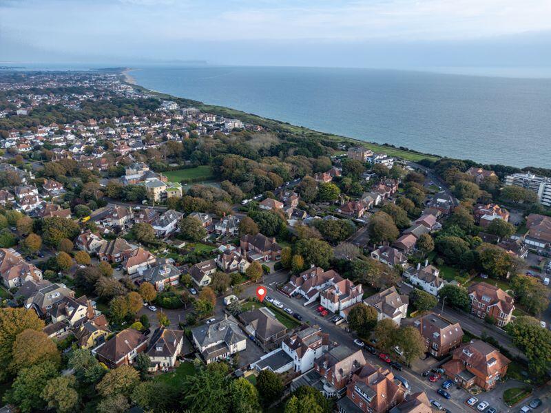 Glen Road, Boscombe Manor photo 3