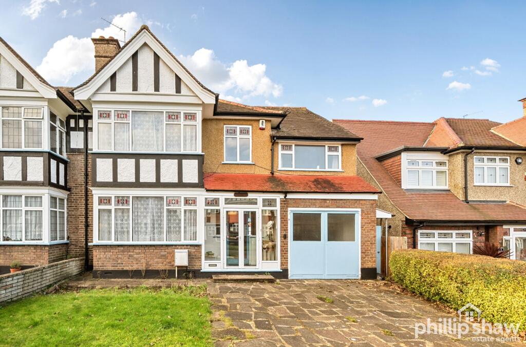 Main image of property: Lapstone Gardens, Harrow, HA3