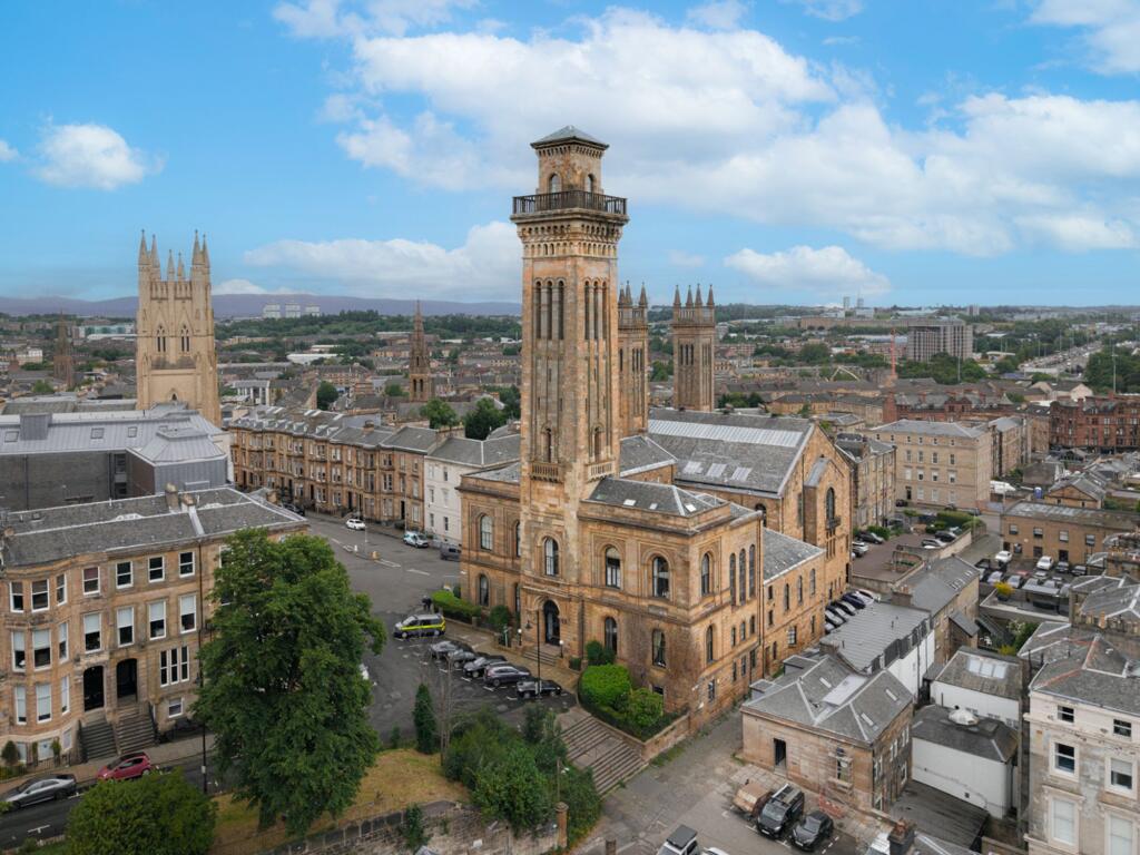 Main image of property: 35 Lynedoch Street, Park, G3