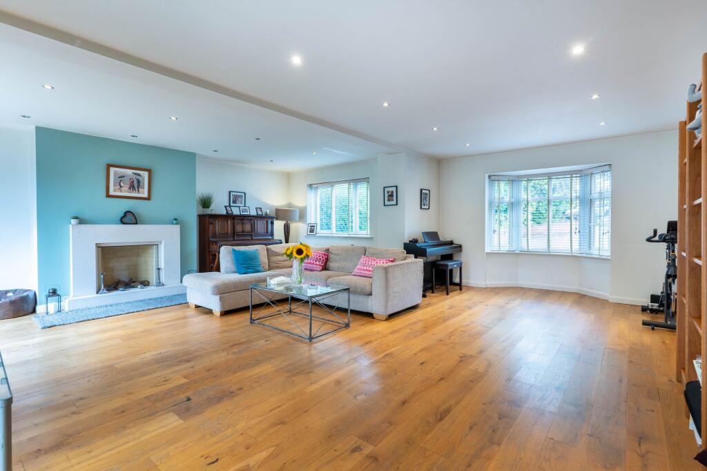 Additional image 3 of Linthurst Newtown, Blackwell, B60