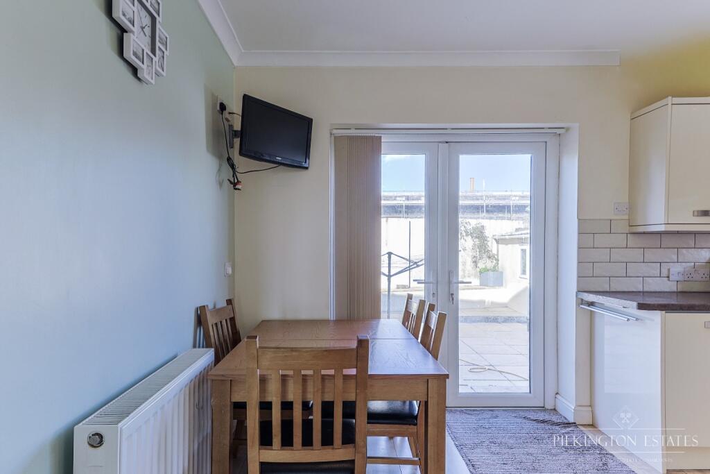 House in Plymouth - View 4