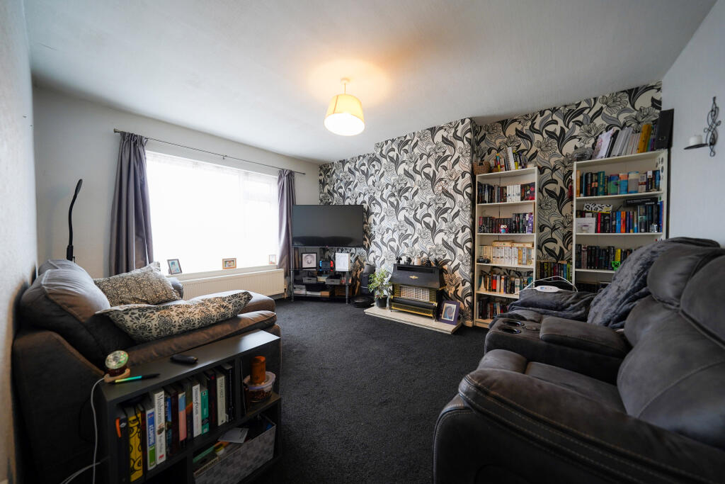 Chislehurst Avenue, Braunstone, Leicester, Leicestershire photo 2