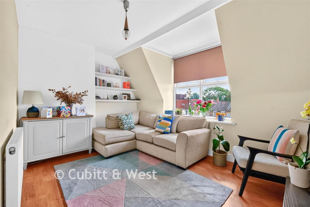 Apartment in London - View 2