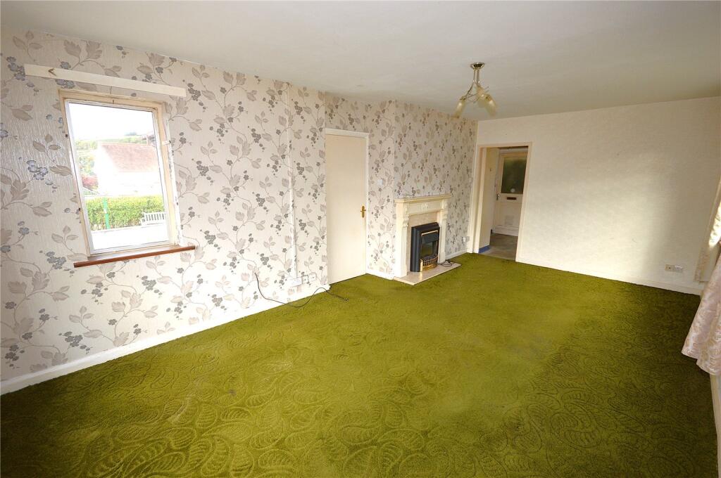 House in Newtown - View 5