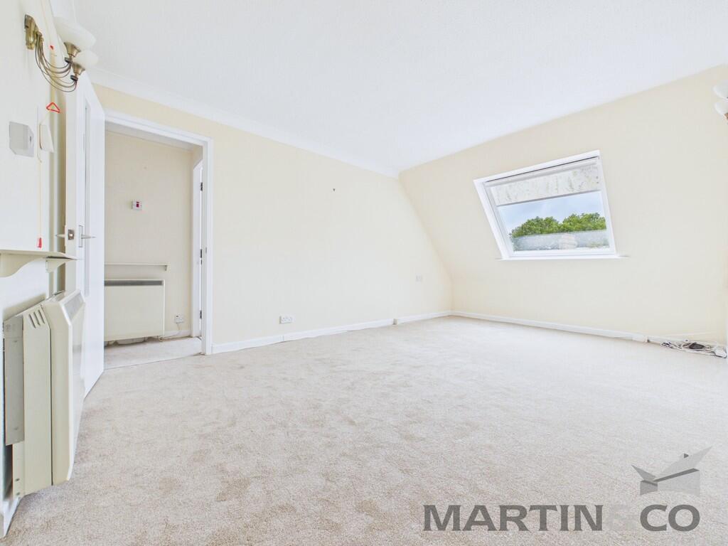Apartment in Portsmouth - View 4