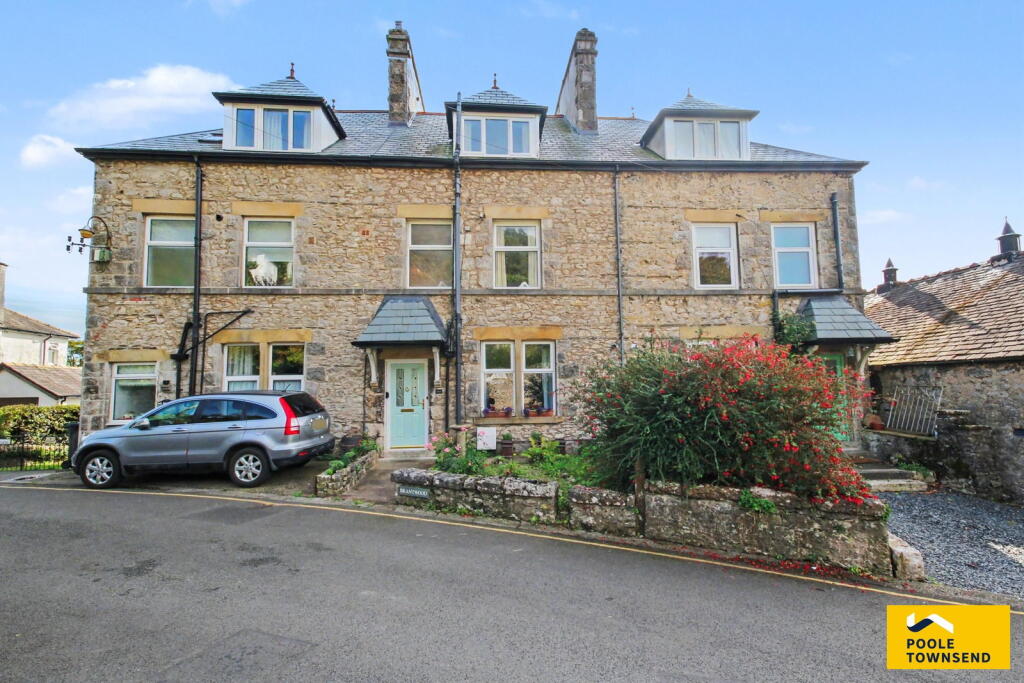 Main image of property: Hampsfell Road, Grange-over-sands, LA11 6BE
