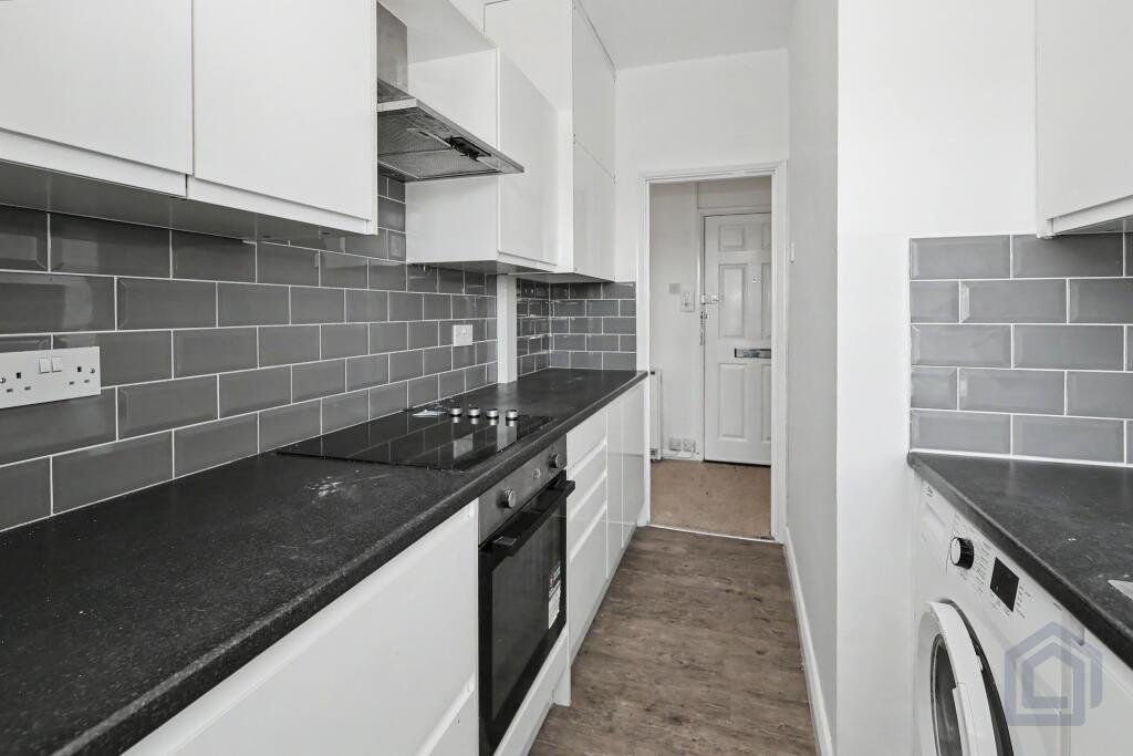 Apartment in Margate, East Cliftonville, Cliftonville - More