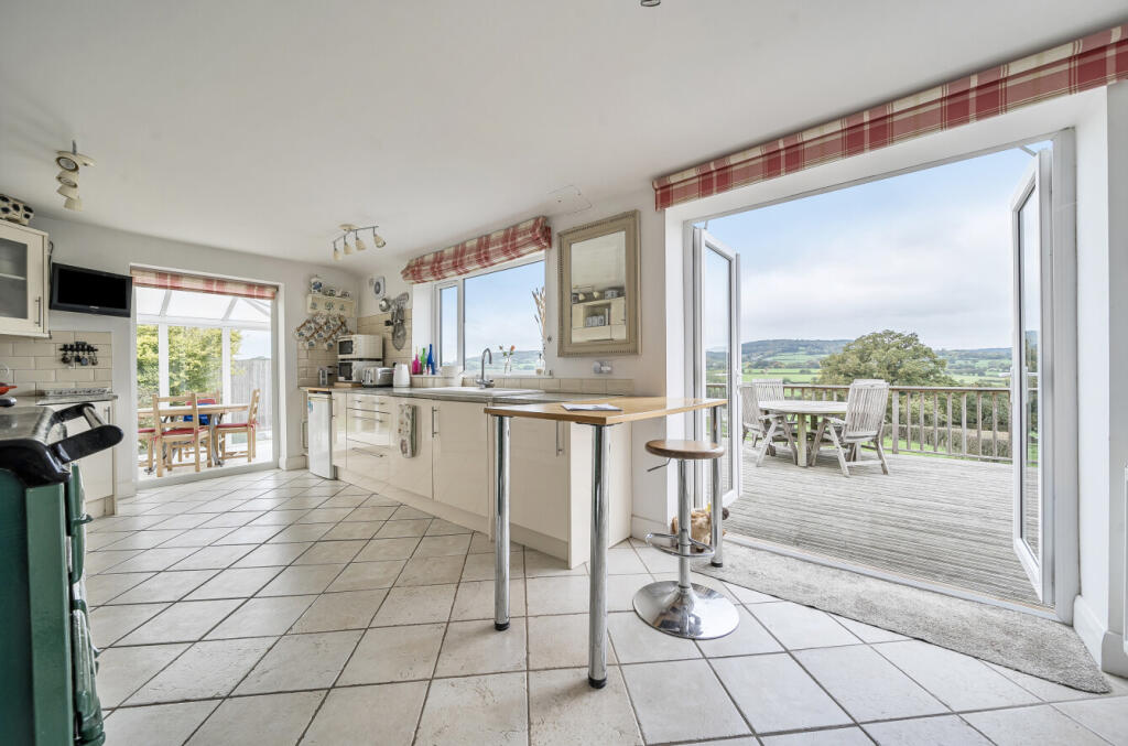 Culmstock Road, Hemyock, Cullompton, Devon, EX15 photo 4