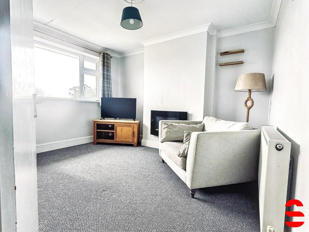 Vicarage Gardens, Plymouth, Devon, PL5 1LJ photo 2