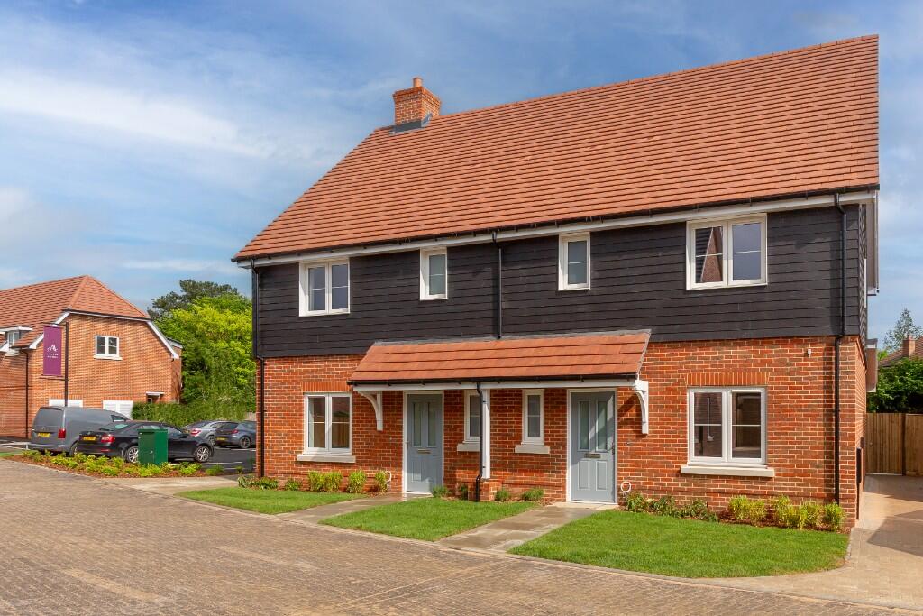 Main image of property: Guildford Road, Loxwood Green, Loxwood, 
RH140EQ
