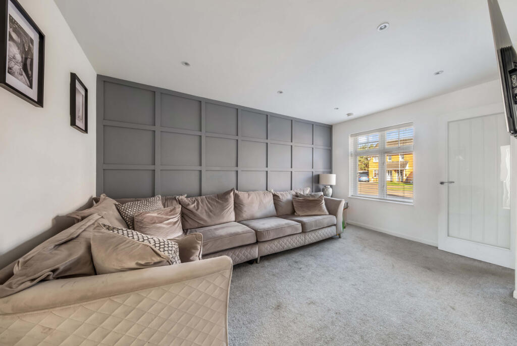 6, Alder Place, Dundee, DD5 3 photo 3