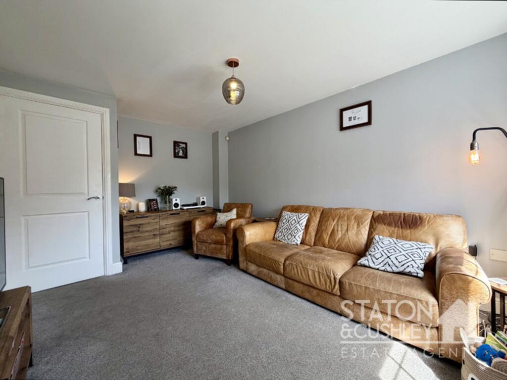 House in Ashfield, Sutton in Ashfield, Sutton-in-Ashfield - View 4