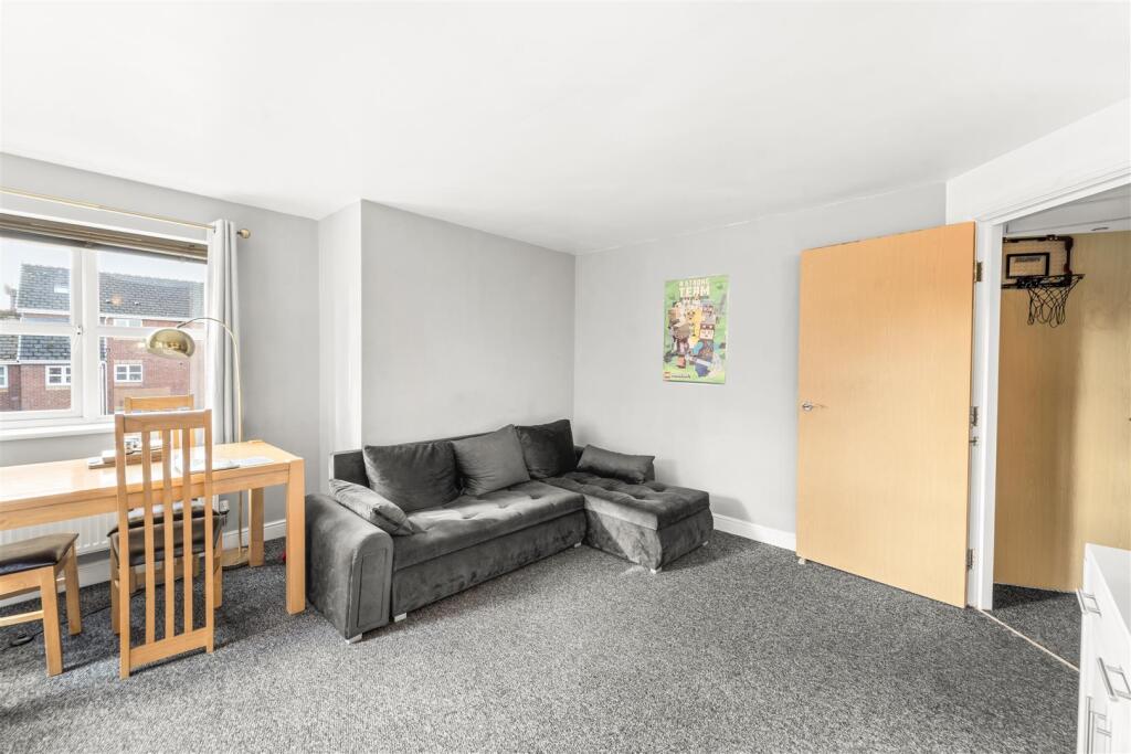 Apartment in Manchester, Greater Manchester - View 4