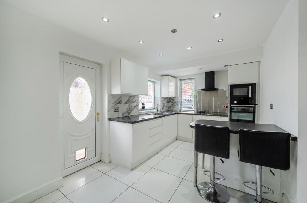 House in Leeds, West Yorkshire - More