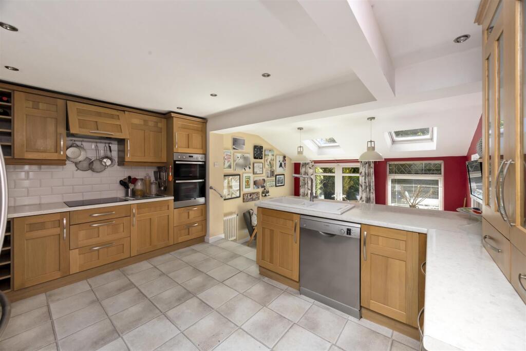 House in Hove, West Blatchington - More