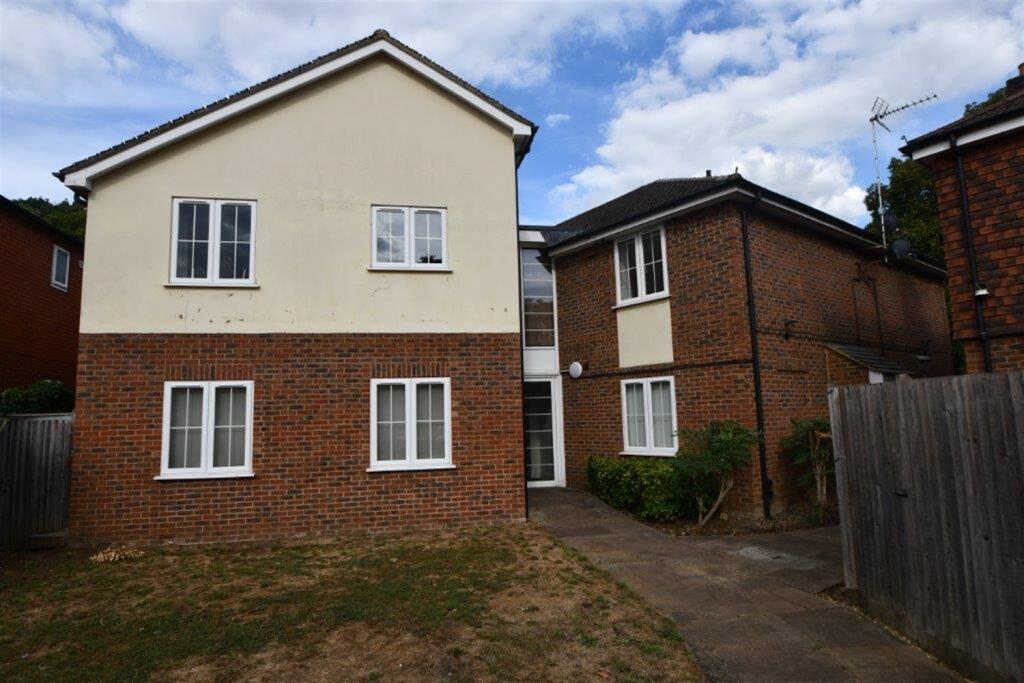 Main image of property: 2 bedroom Top Floor Apartment in Godalming