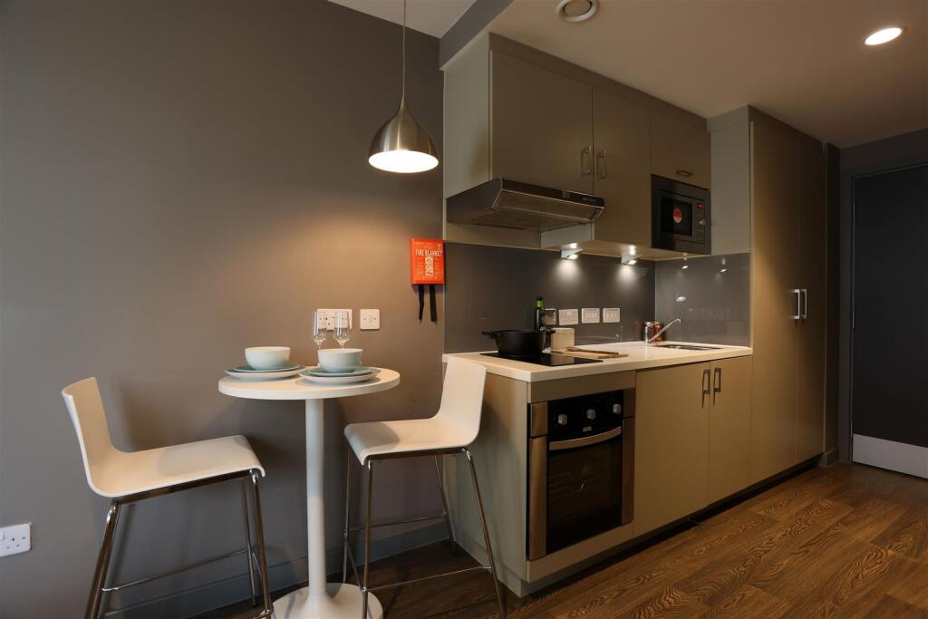 Apartment in Newcastle upon Tyne, Shieldfield - More