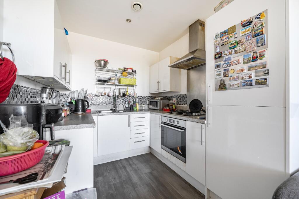 Apartment in London - View 4
