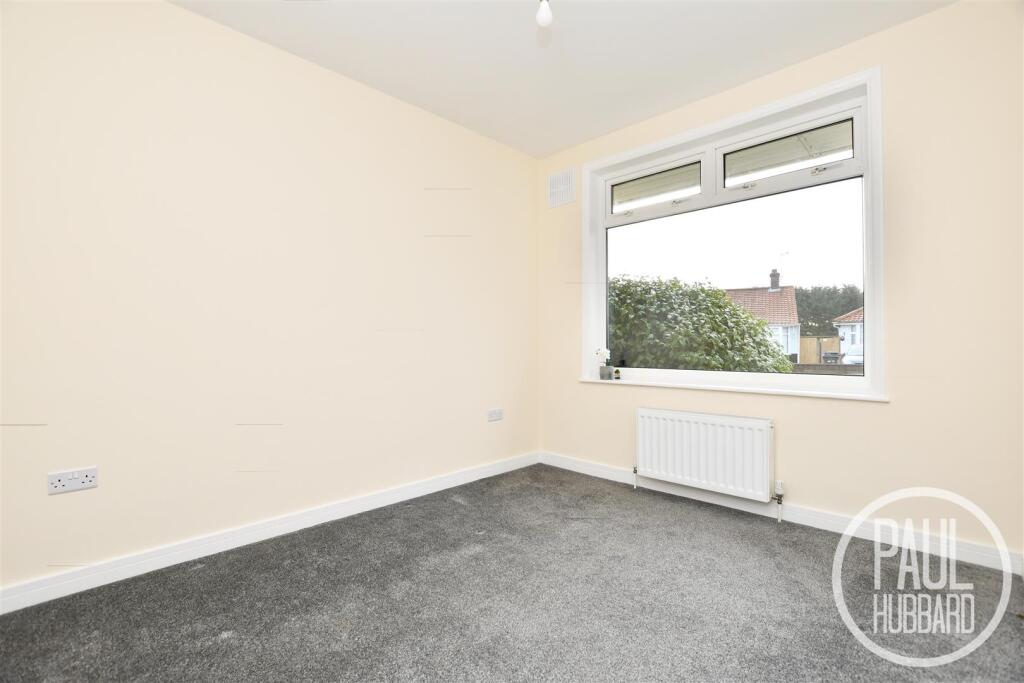House in Lowestoft - View 2