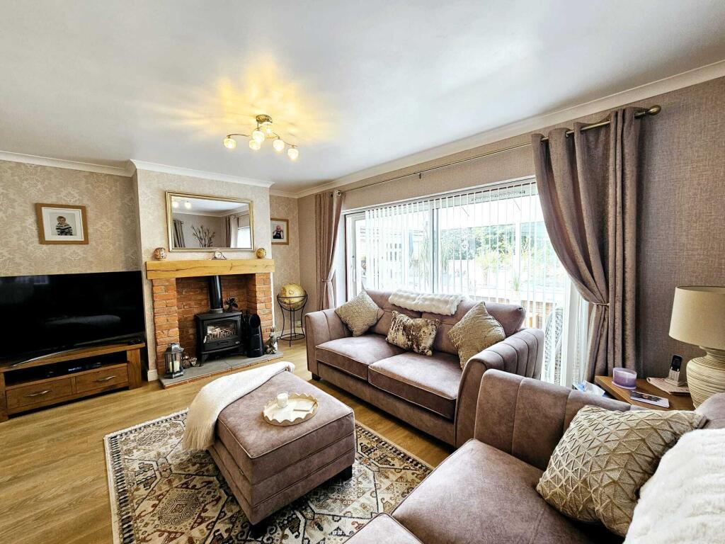 Stepney Road, Scarborough, North Yorkshire photo 2