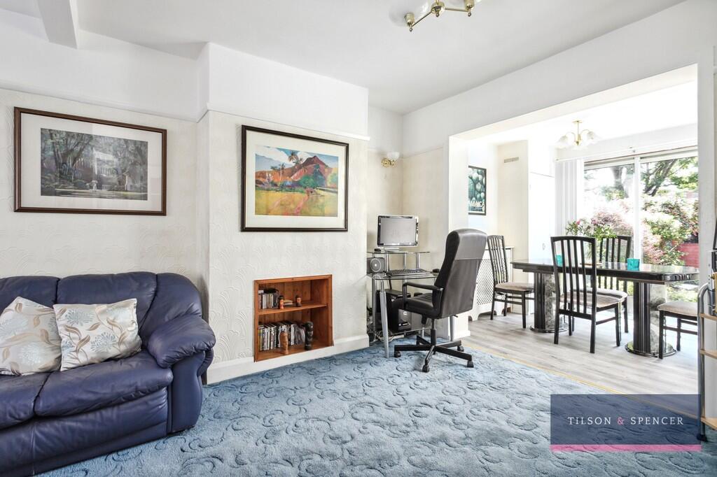 House in London - View 3
