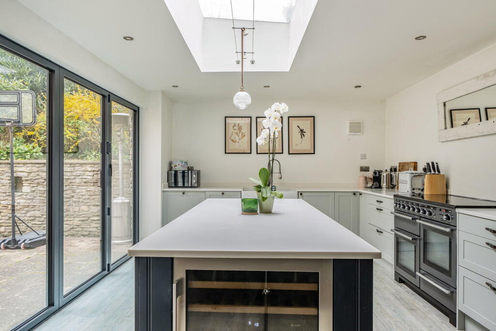 Additional image 8 of The Manse, Bath Road, Beckington BA11 6SW