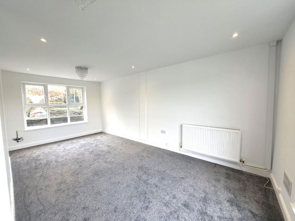 Springfield Road, Biddulph, Stoke-on-trent, ST8 7BY photo 4