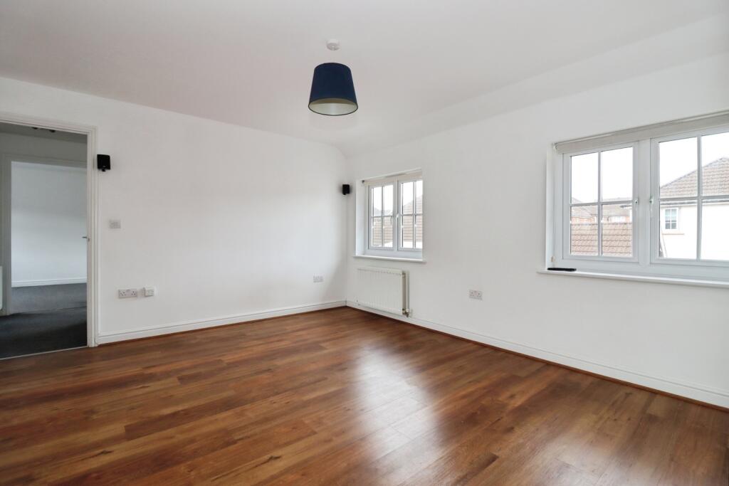 Apartment in Bristol - View 5