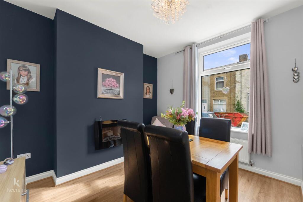House in Hyndburn, Oakenshaw - View 4