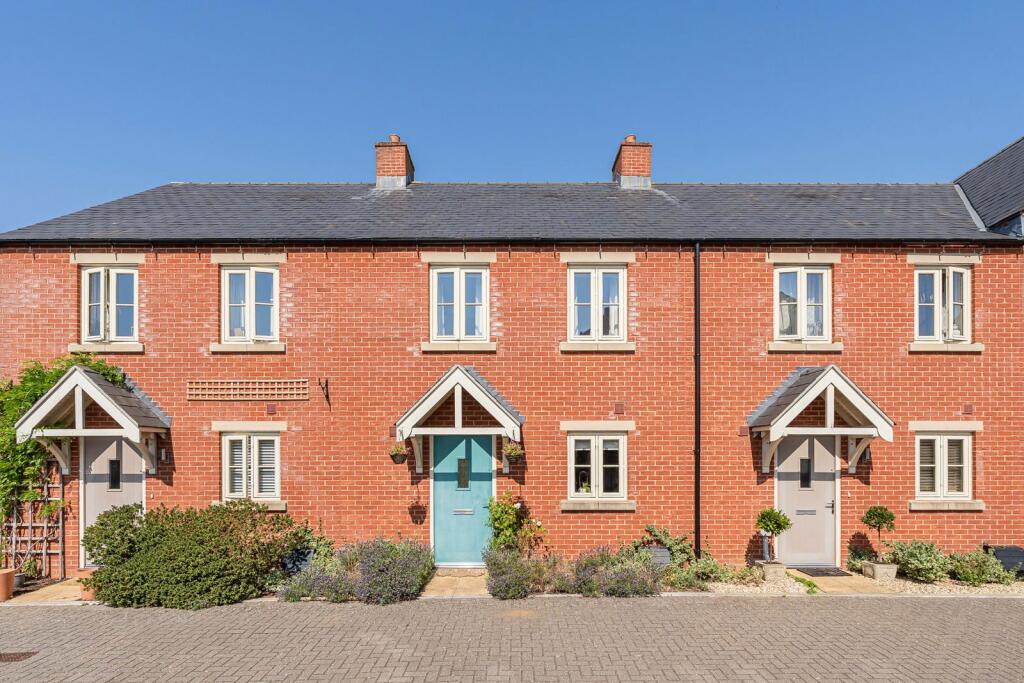 Main image of property: Brays Avenue, Tetbury, Gloucestershire, GL8