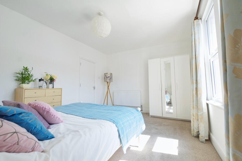 4 bedroom terraced house for rent