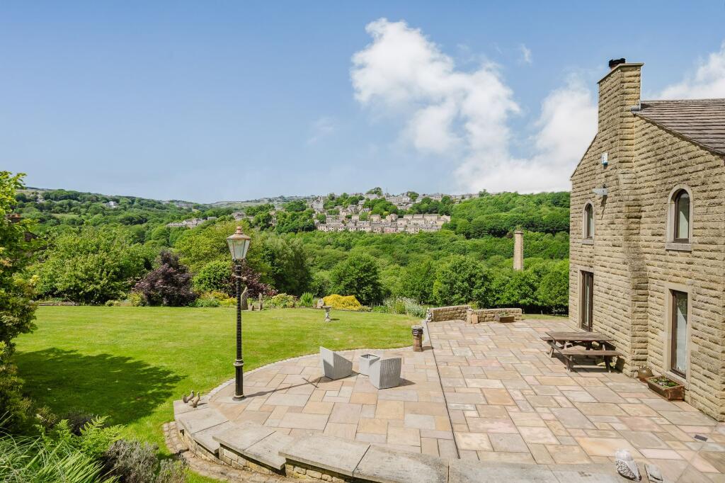 Manchester Road, Linthwaite, HD7 photo 4