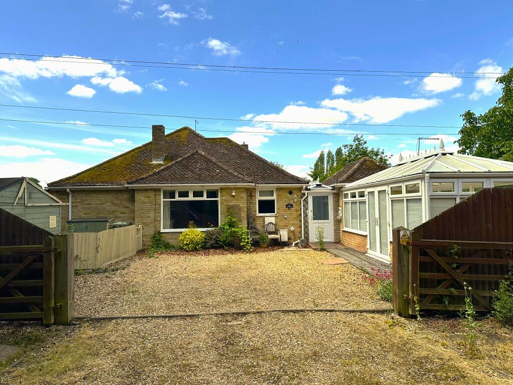 Main image of property: The Bungalow, 48 High Street, Morton, Bourne