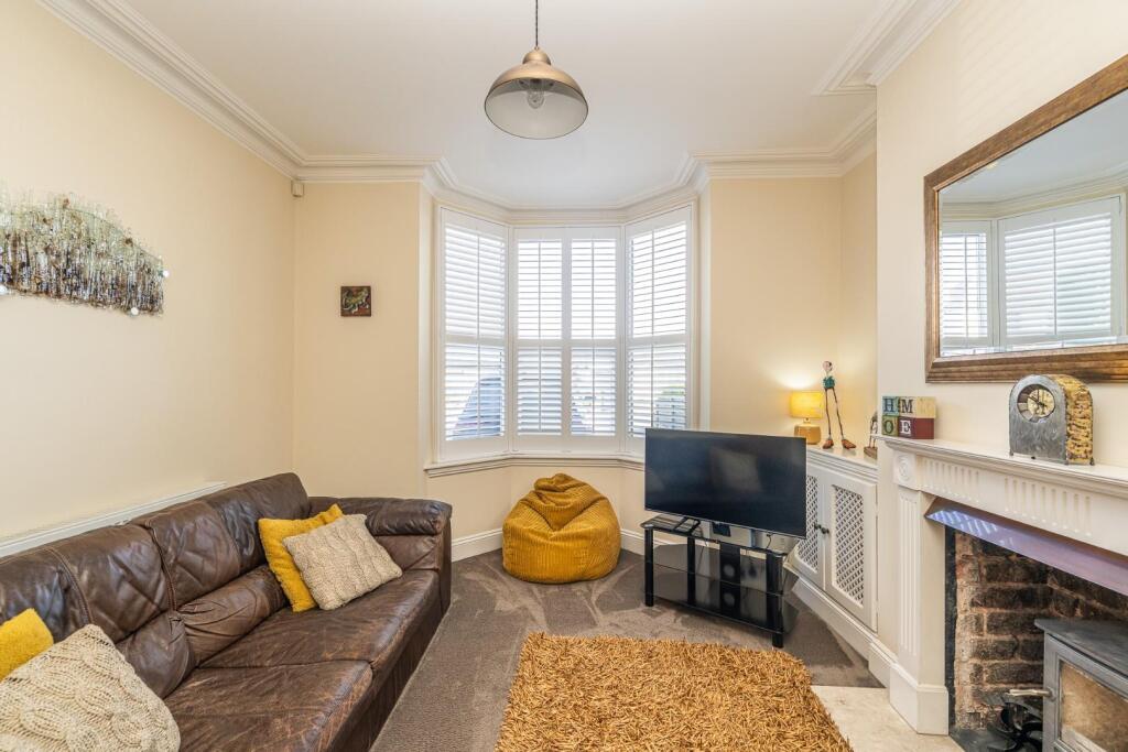House in Walsall, West Midlands - More