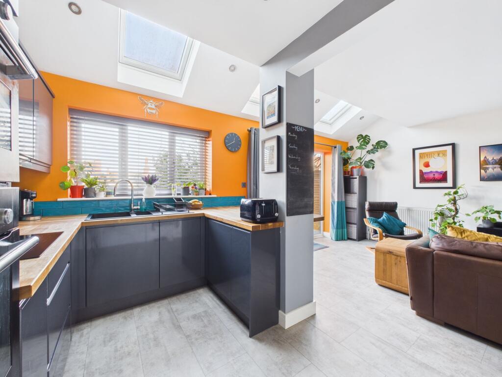Main image of property: Devon Drive, Sherwood, Nottingham