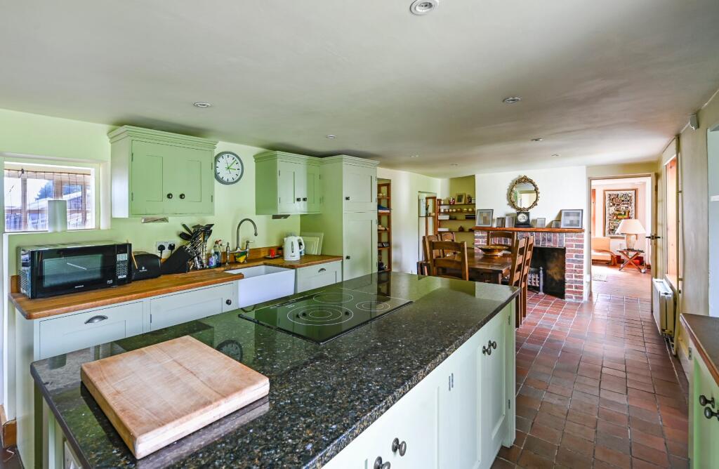Lowslip Hill, West Hougham, Dover, Kent, CT15 photo 4