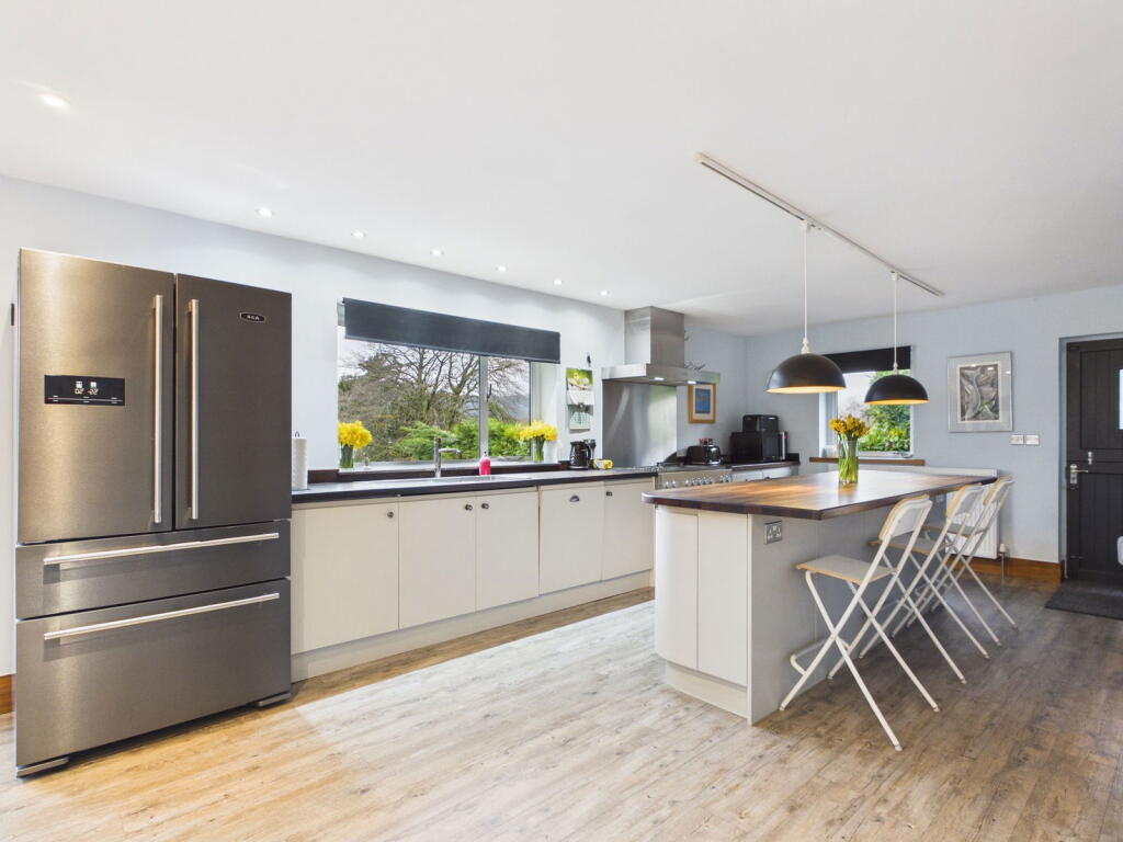 High Ridge, Christmas Lane, Bowness, The Lake District, LA23 3LA photo 2