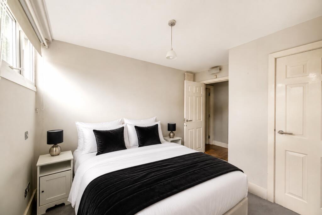 House in London - More