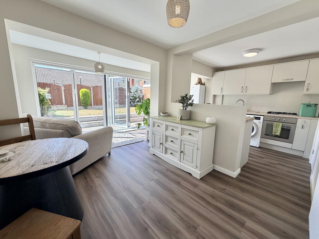 House in Oadby and Wigston, Leicestershire - View 3