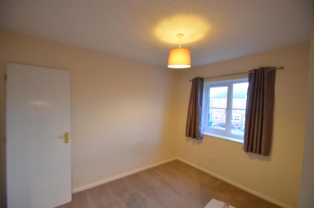 House in Stevenage - More