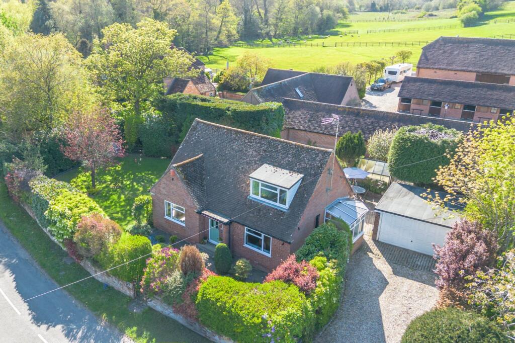 Main image of property: Enborne Row, Wash Water, Newbury, Berkshire, RG20